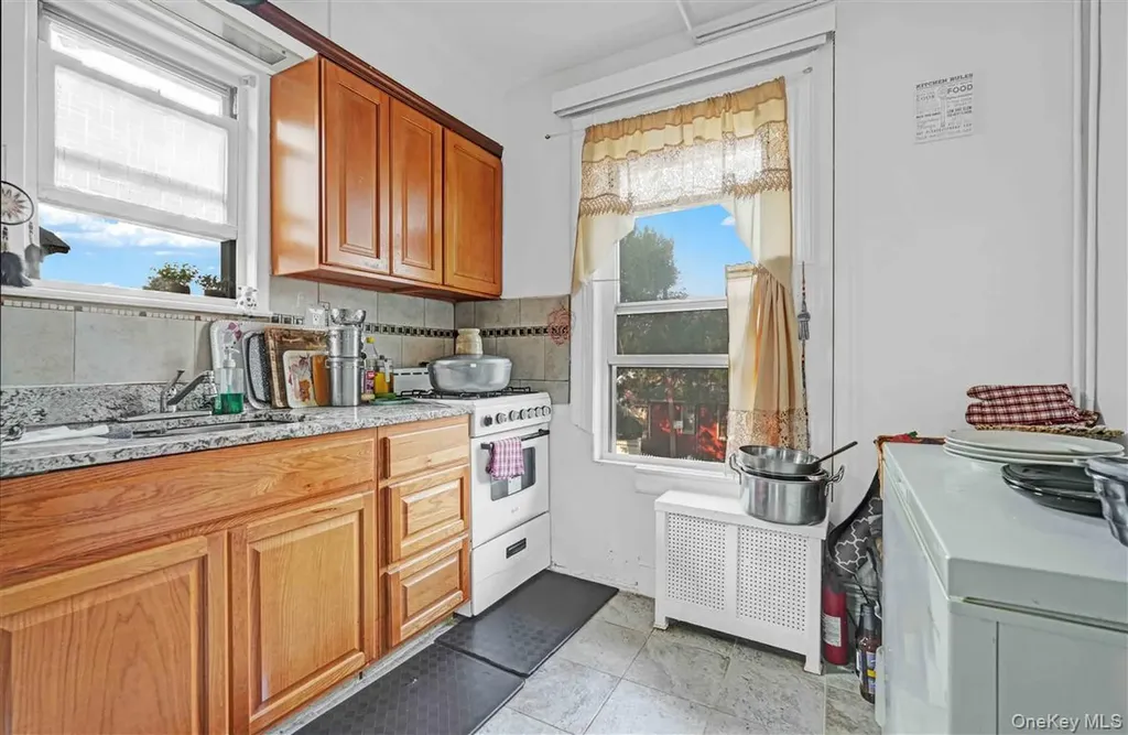 85-34 121st Street Kew Gardens NY 11415