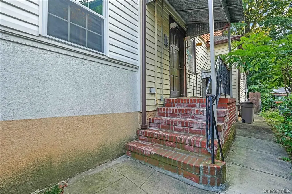 85-34 121st Street Kew Gardens NY 11415