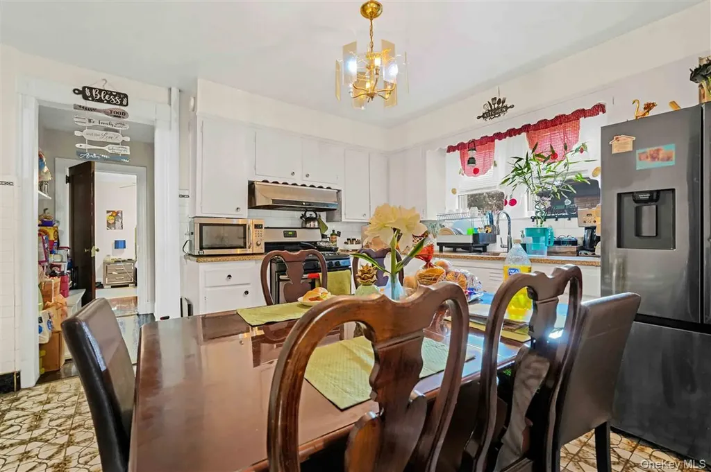 85-34 121st Street Kew Gardens NY 11415