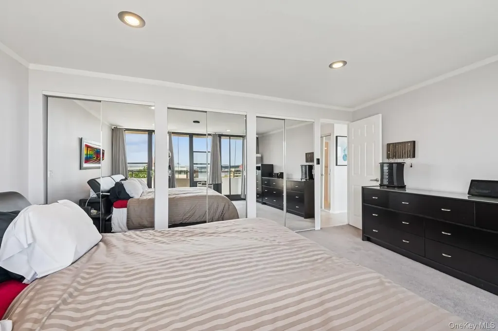 162-40 9th Avenue Beechhurst NY 11357