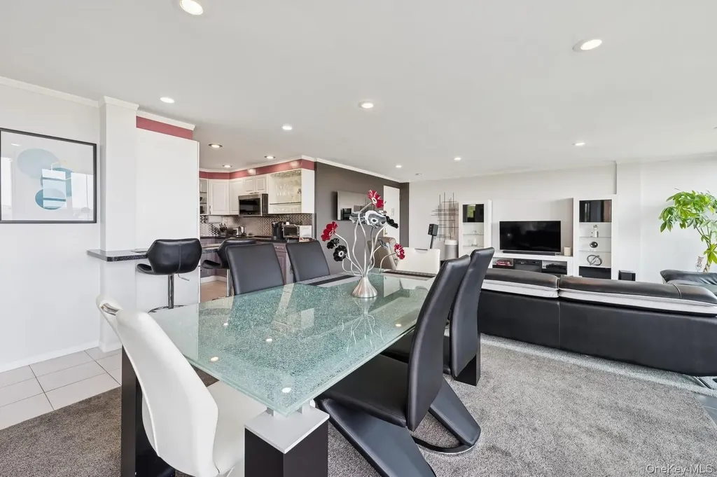 162-40 9th Avenue Beechhurst NY 11357