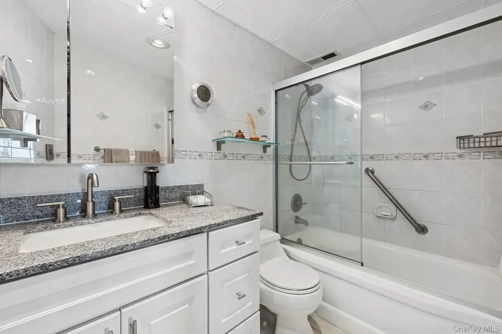 162-40 9th Avenue Beechhurst NY 11357