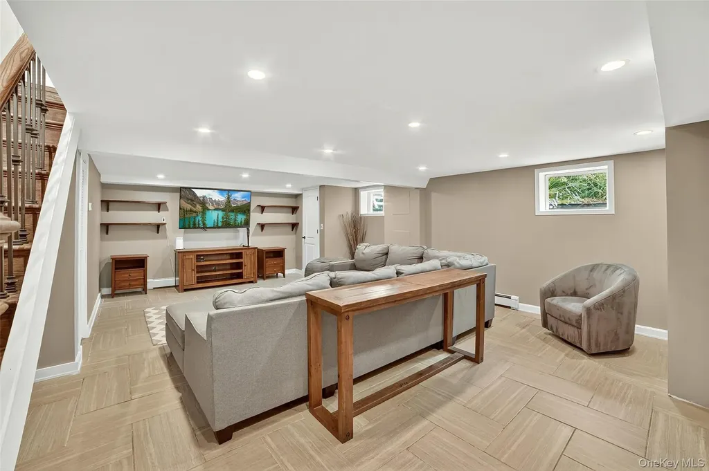 70 Atherstone Road Scarsdale NY 10583