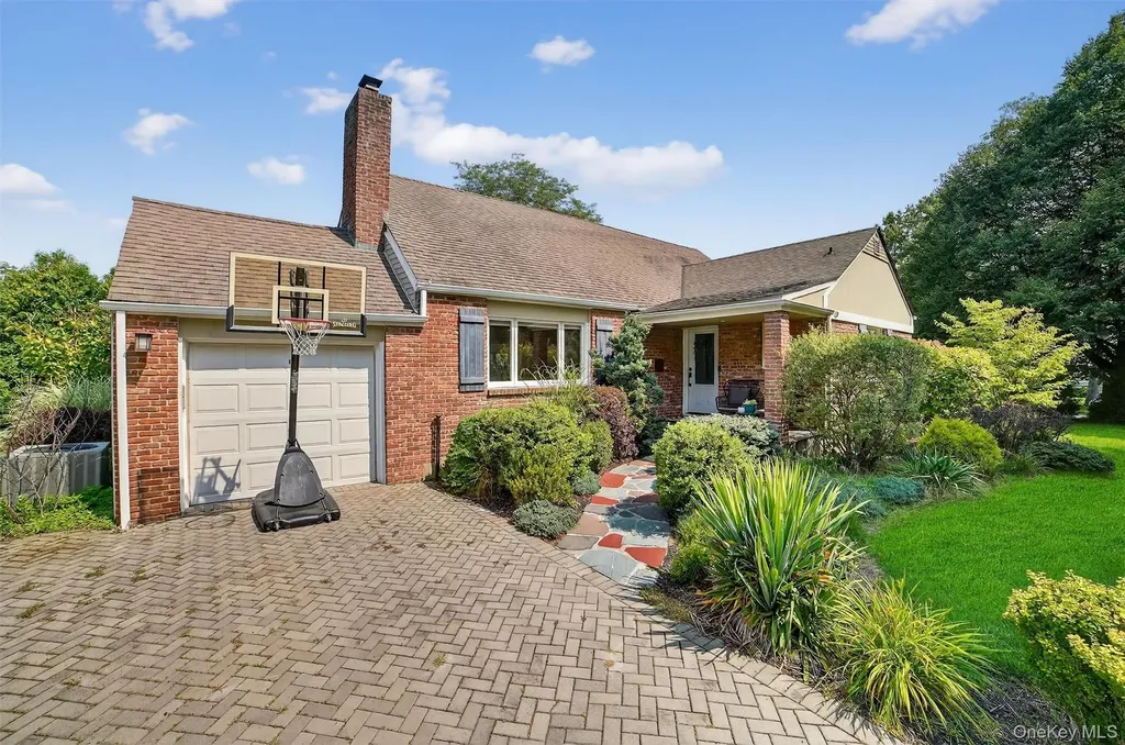 70 Atherstone Road Scarsdale NY 10583