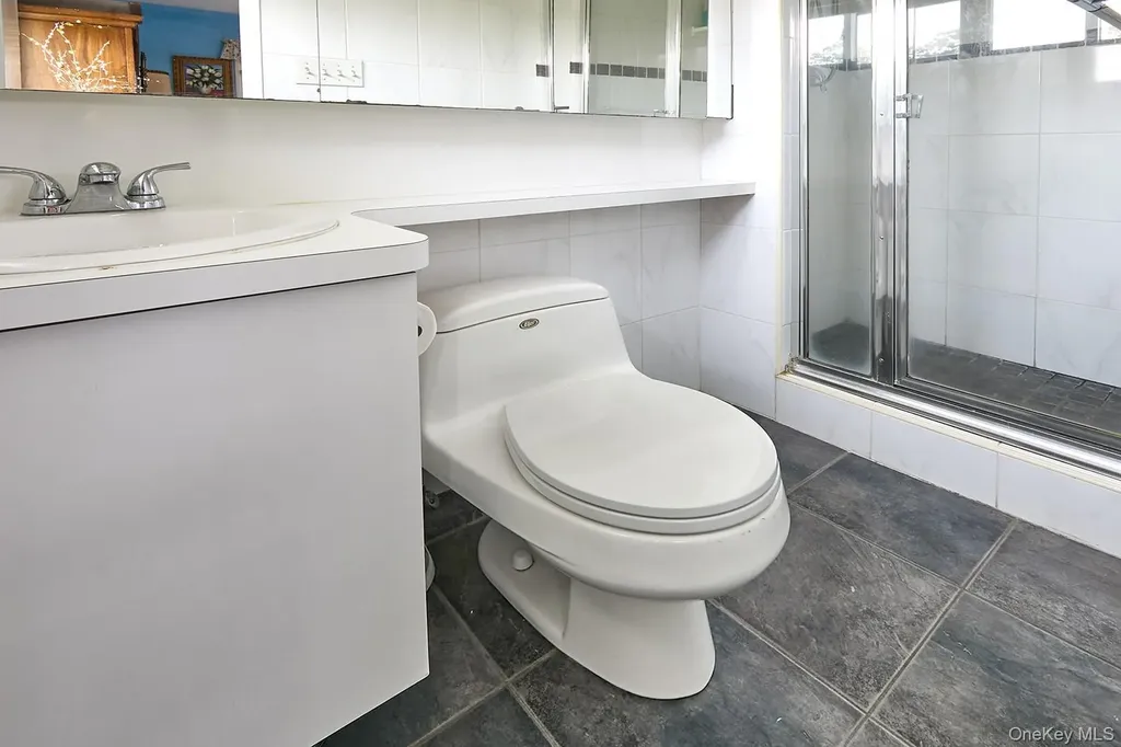 1067 Ashley Drive Valley Stream NY 11580