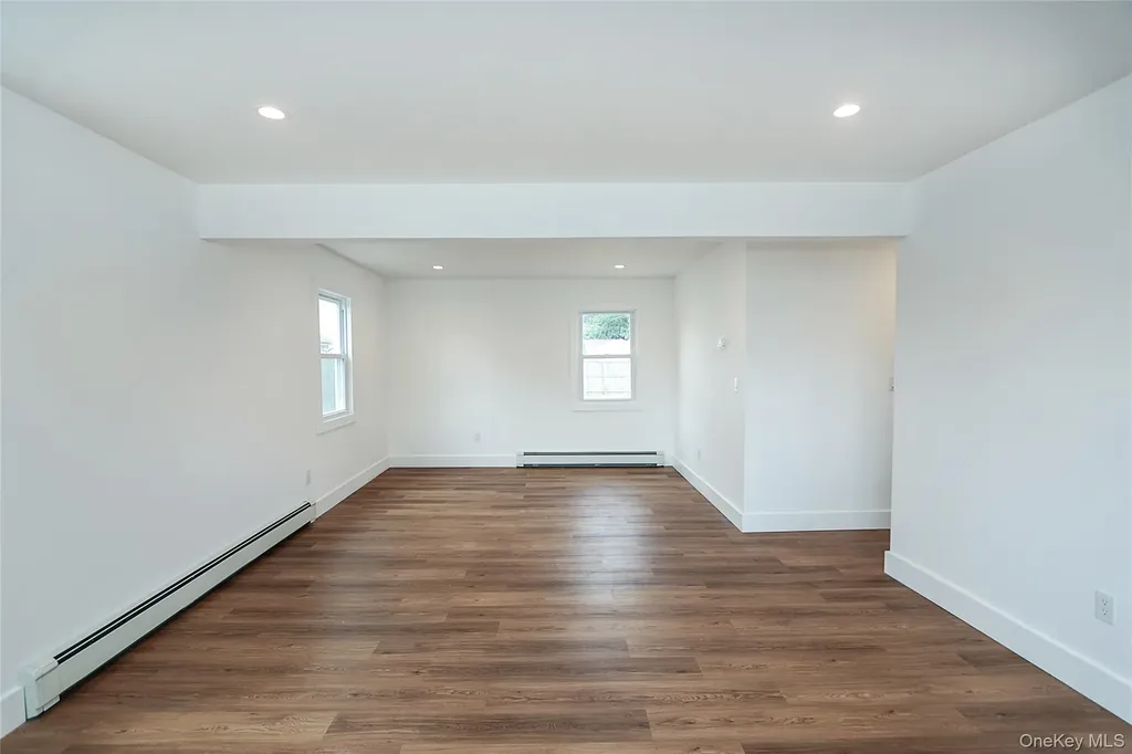 50 Carlls Path North Babylon NY 11703