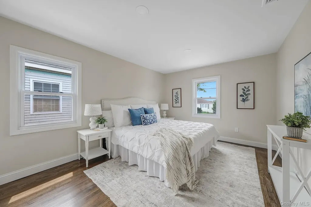 47 E Jackson Avenue Babylon NY 11702