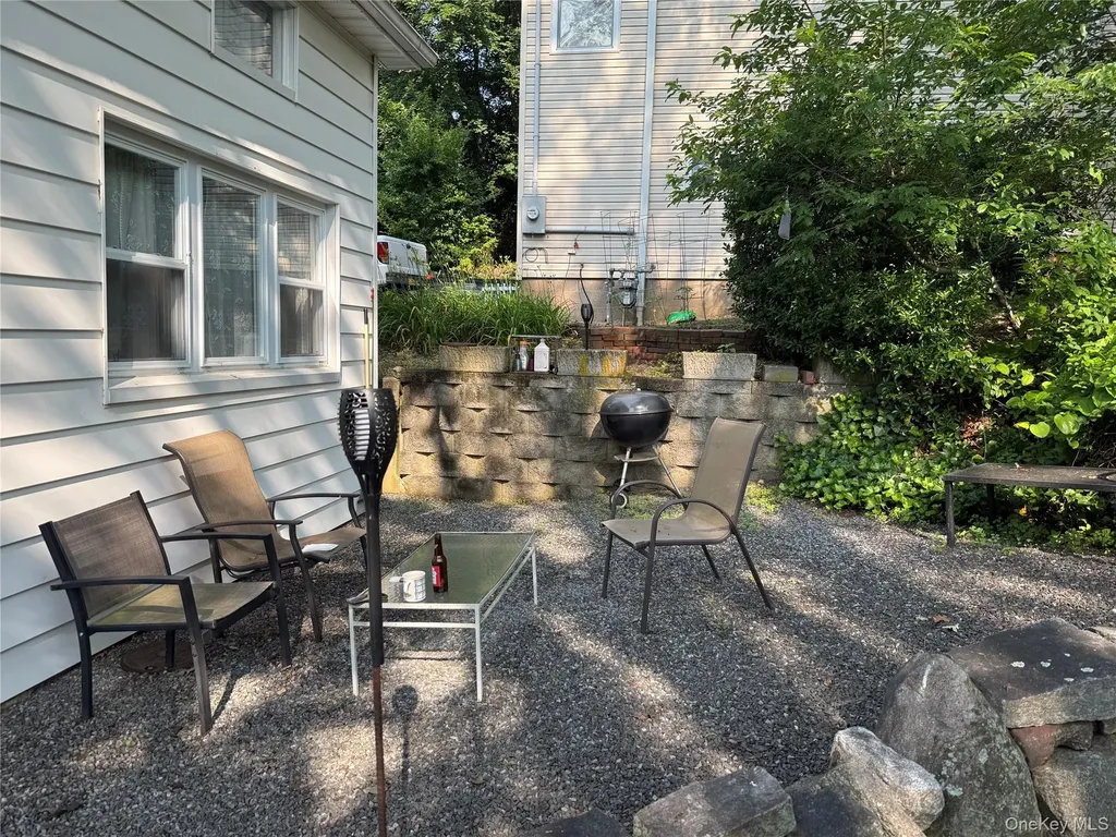 1 Hillside Lane Huntington NY 11743