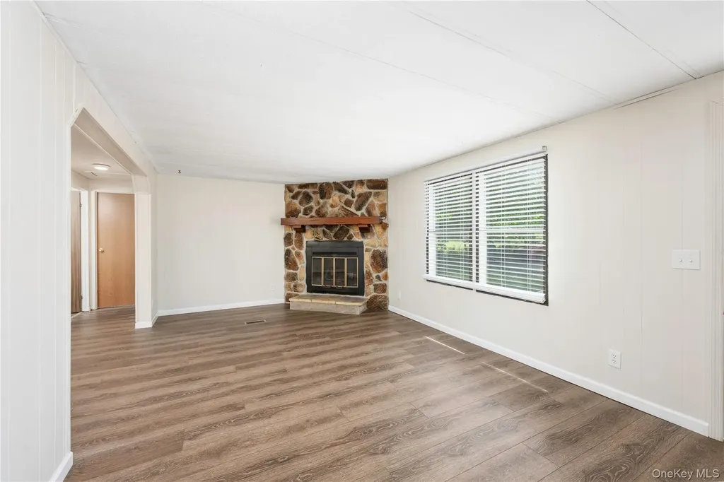 15 Jo Marie Lane Beacon NY 12508