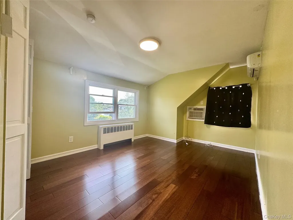 7 Sandy Lane Levittown NY 11756