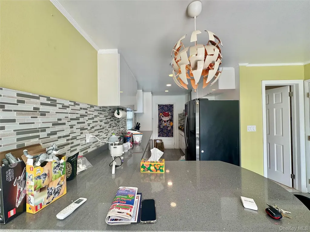 7 Sandy Lane Levittown NY 11756