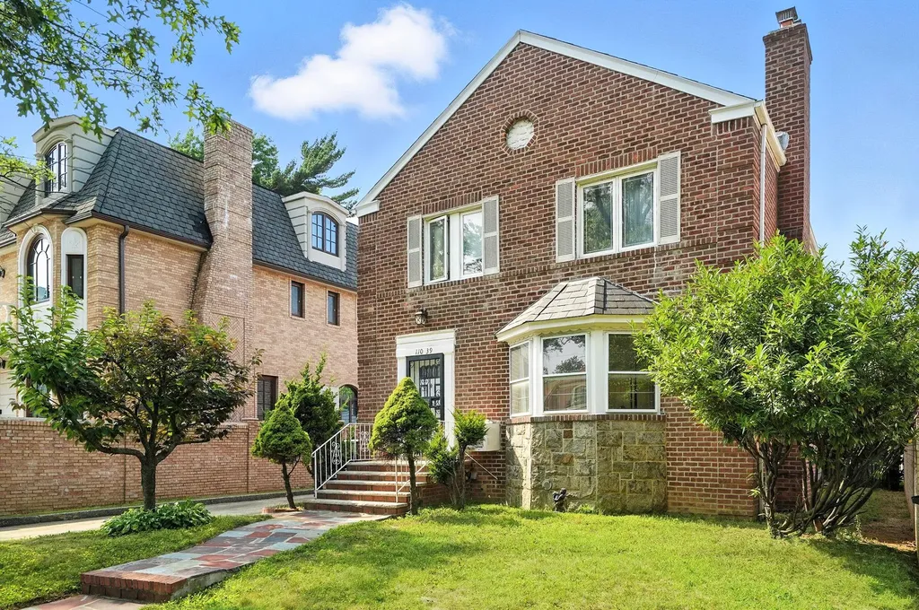 110-39 67 Drive Forest Hills NY 11375