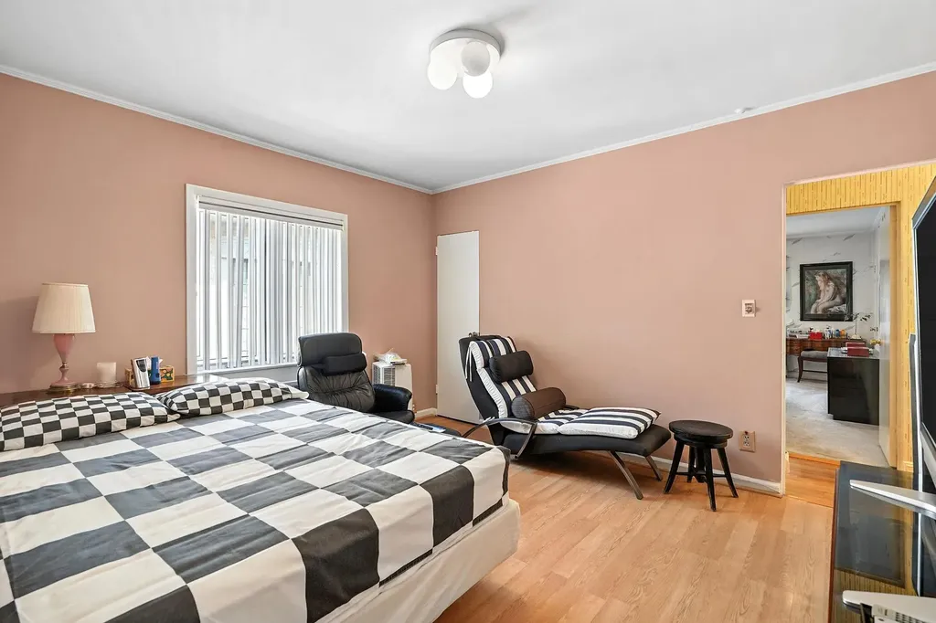 110-39 67 Drive Forest Hills NY 11375