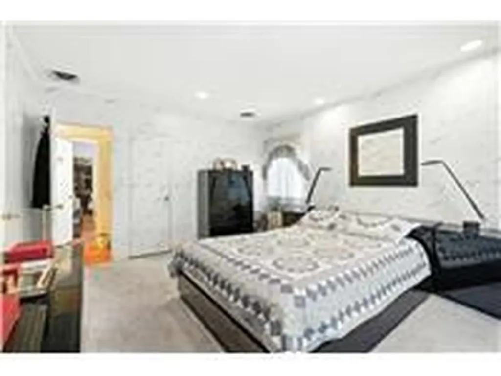 110-39 67 Drive Forest Hills NY 11375