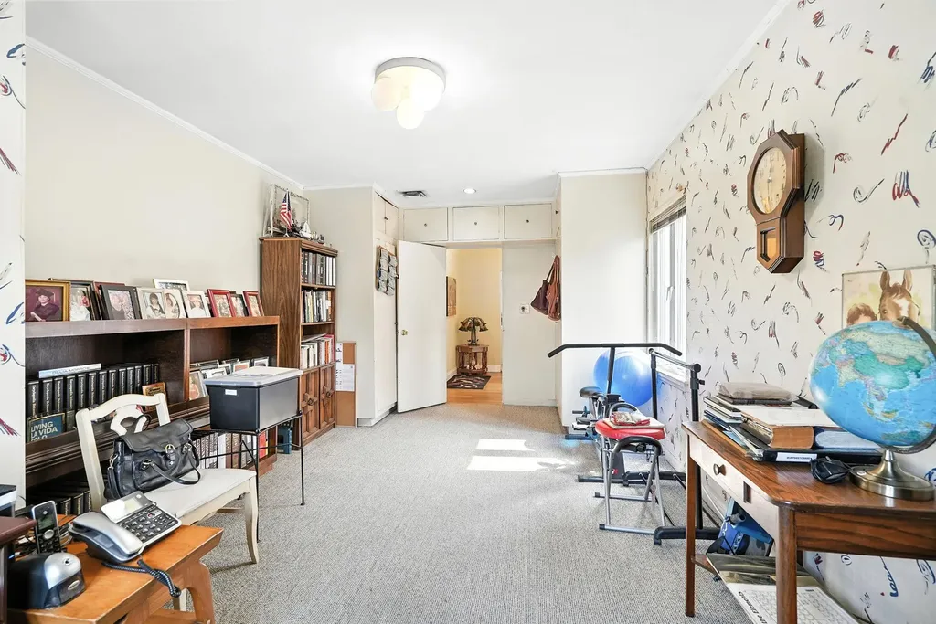 110-39 67 Drive Forest Hills NY 11375