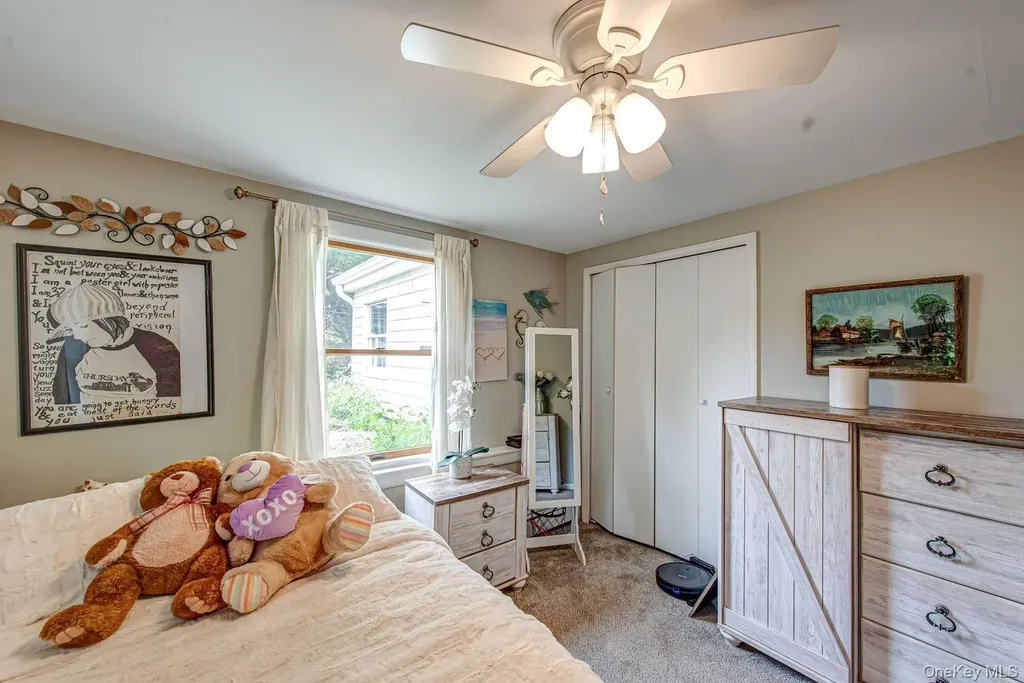 75 Upper Dock Road Kings Park NY 11754