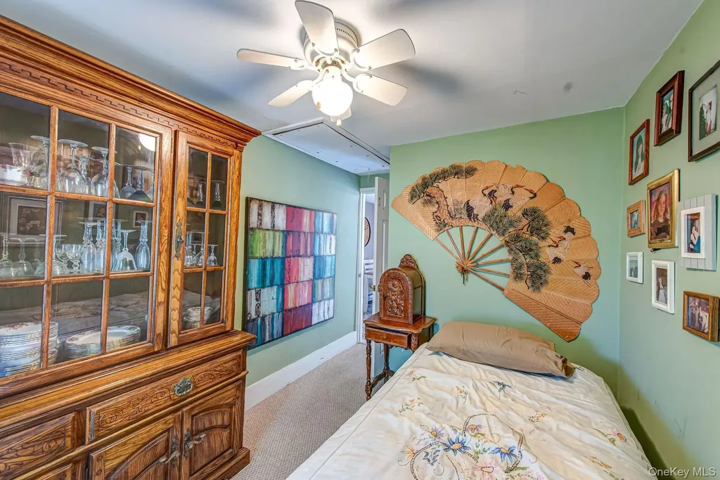 75 Upper Dock Road Kings Park NY 11754