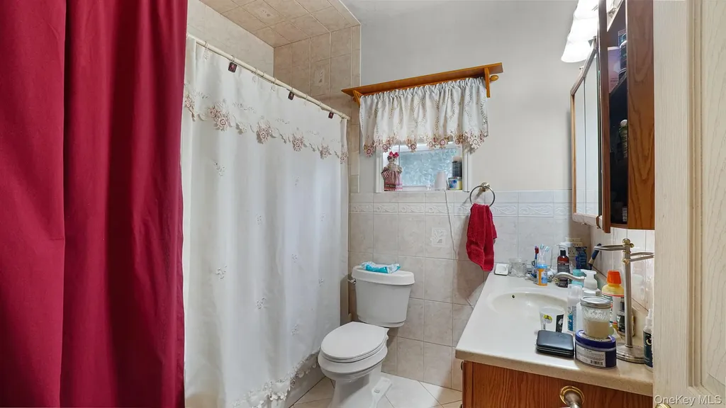 6 Windsor Place Lynbrook NY 11563