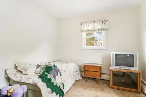 65 Westlake Drive Thornwood NY 10594
