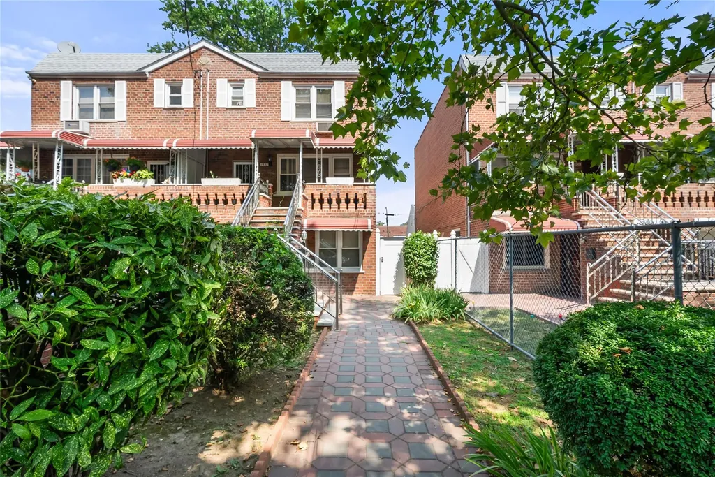 1827 E 48th Street Brooklyn NY 11234