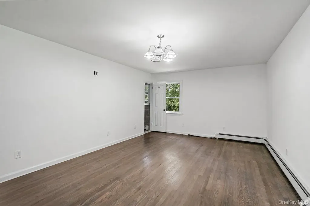 1950 Midlane Syosset NY 11791