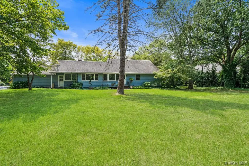 1950 Midlane Syosset NY 11791