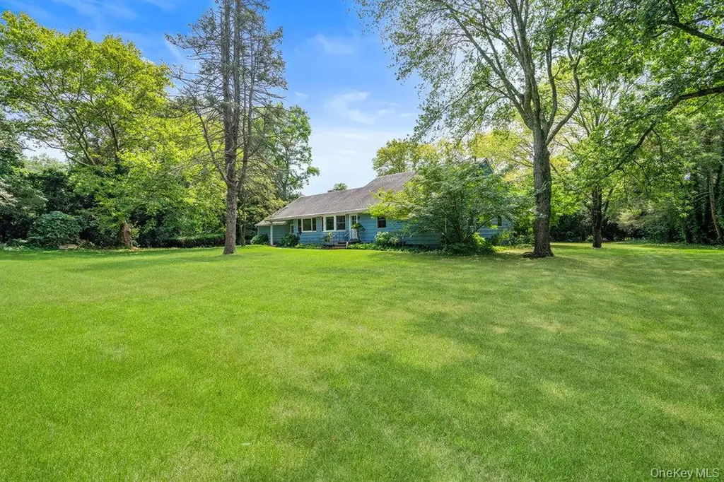 1950 Midlane Syosset NY 11791