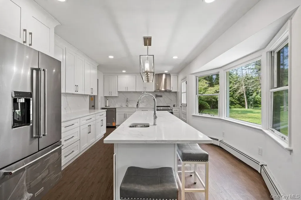 1950 Midlane Syosset NY 11791
