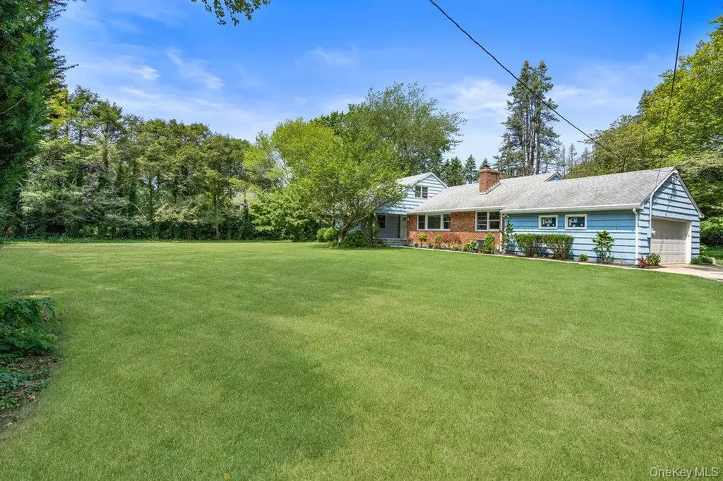 1950 Midlane Syosset NY 11791
