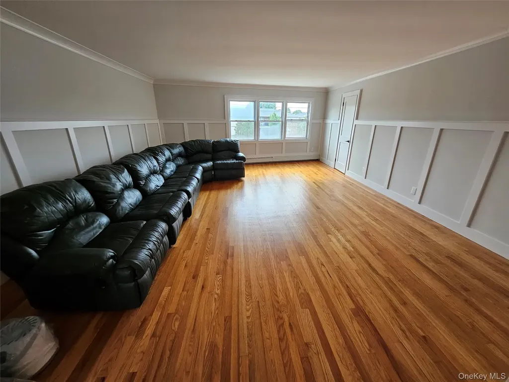357 Hicksville Road Bethpage NY 11714