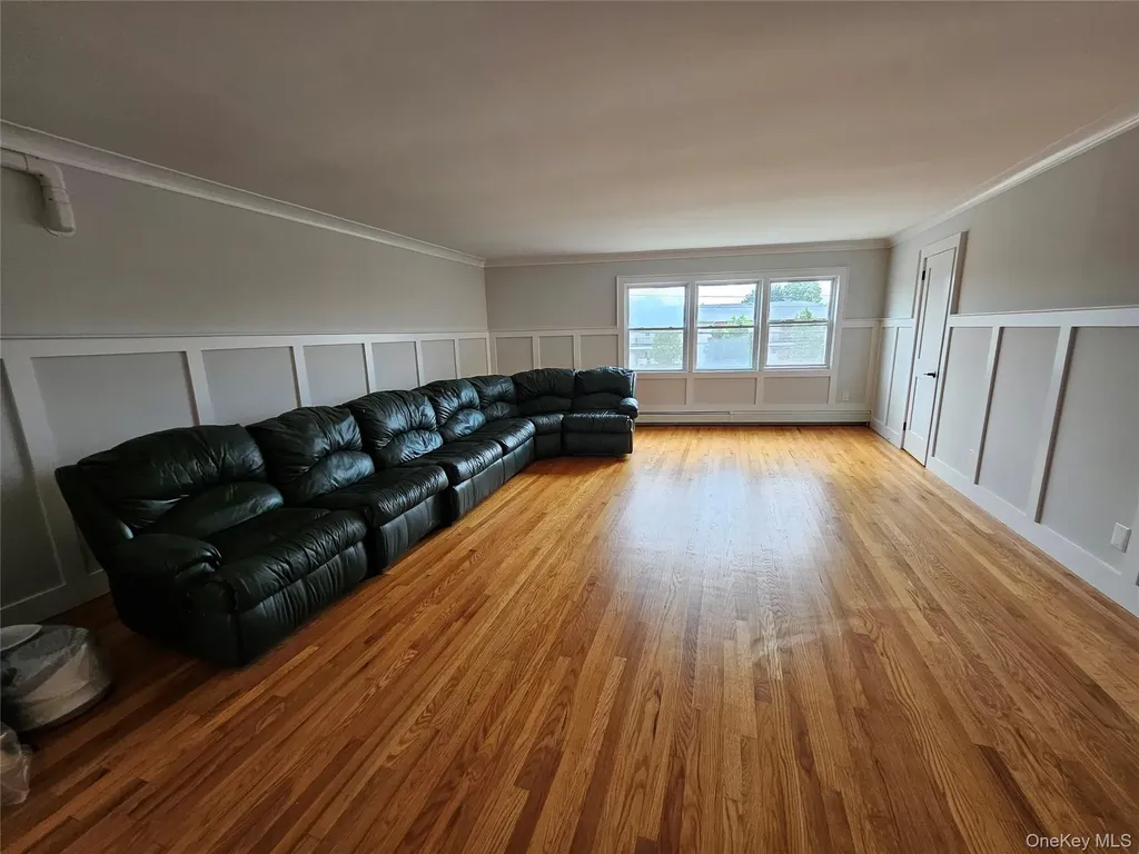 357 Hicksville Road Bethpage NY 11714
