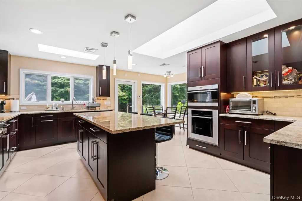 2 Bristol Drive Woodbury NY 11797
