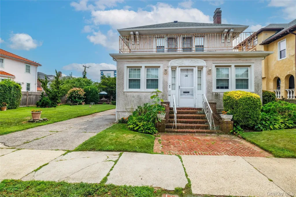 150 E Beech Street Long Beach NY 11561