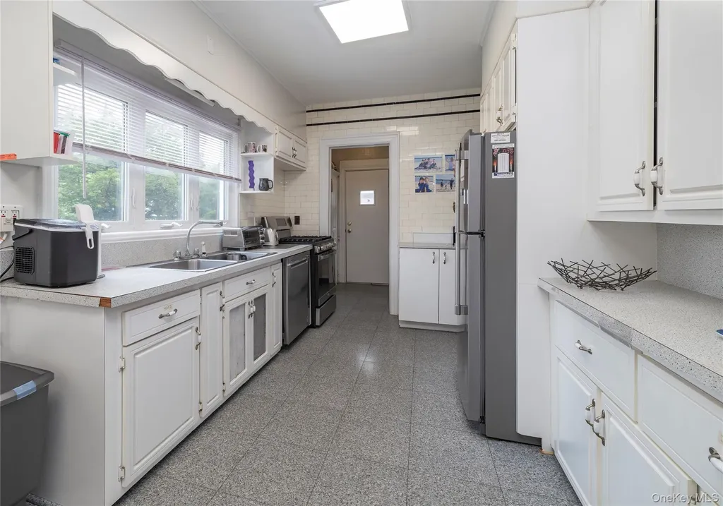 150 E Beech Street Long Beach NY 11561