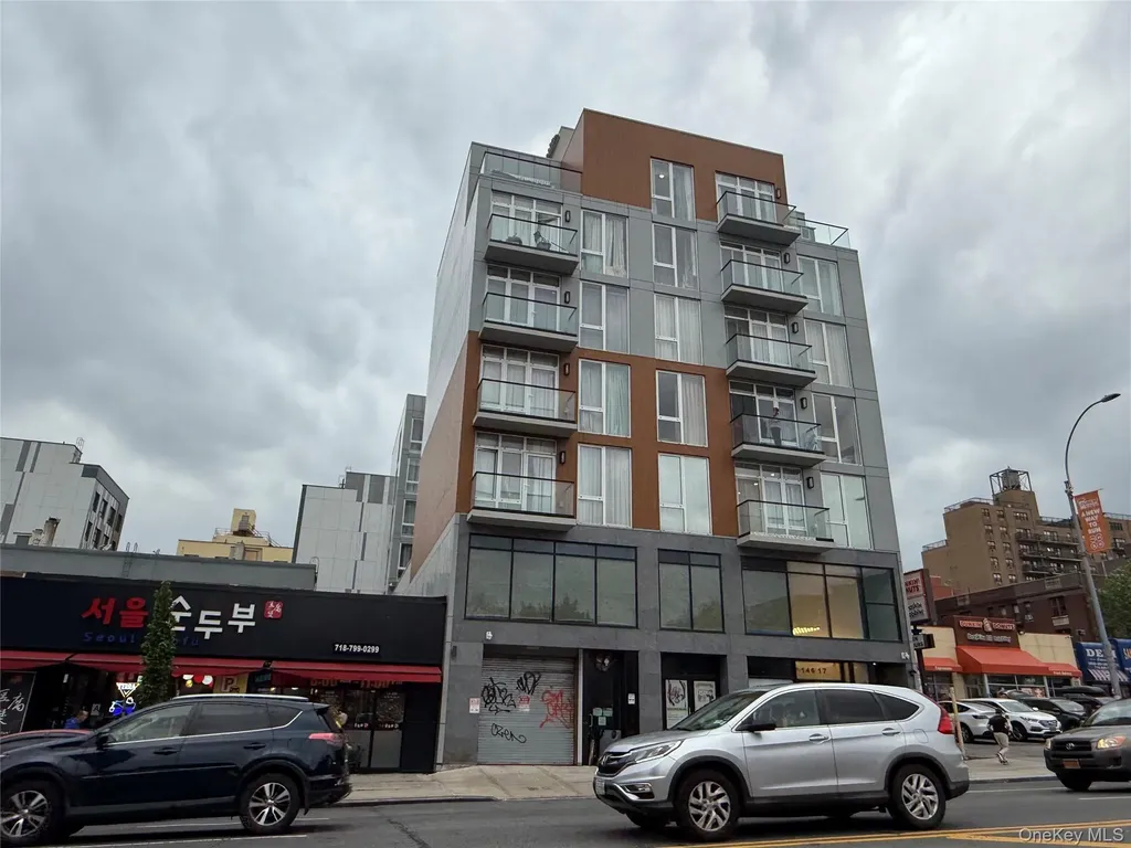 146-17 Northern Boulevard Flushing NY 11354