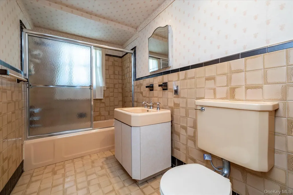 3 Maple Drive Roosevelt NY 11575