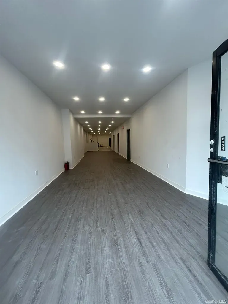 10605 Northern Boulevard Corona NY 11368