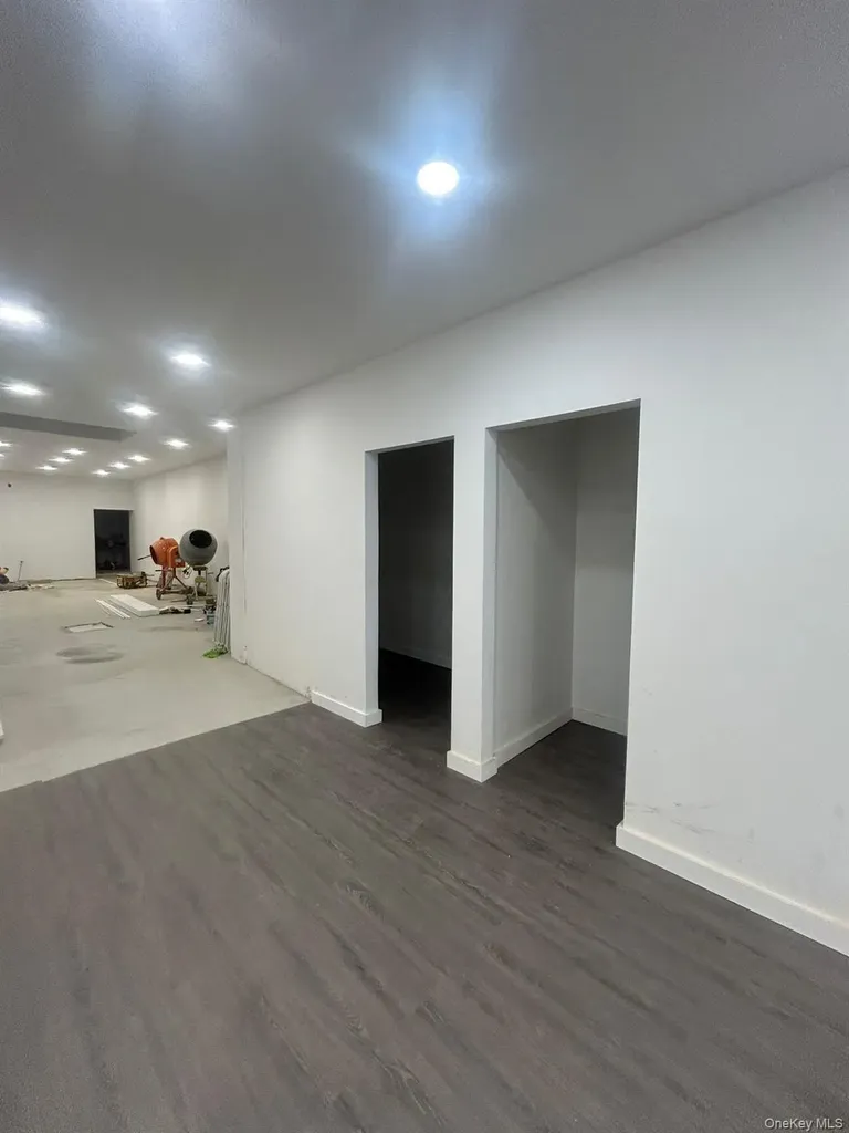 10605 Northern Boulevard Corona NY 11368