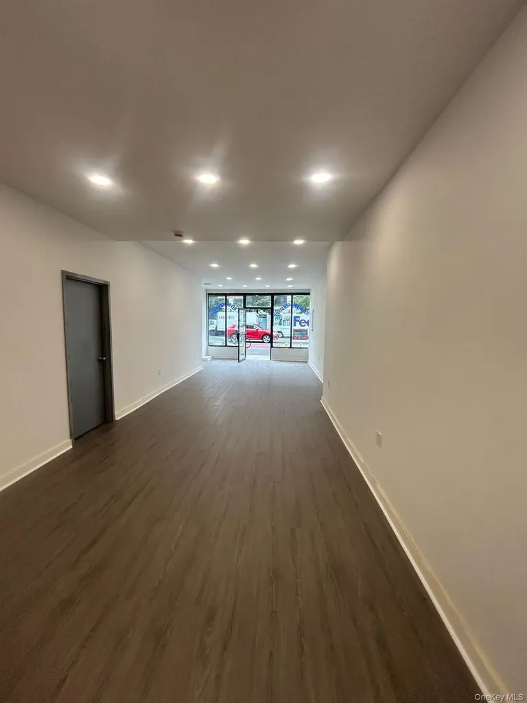 10605 Northern Boulevard Corona NY 11368