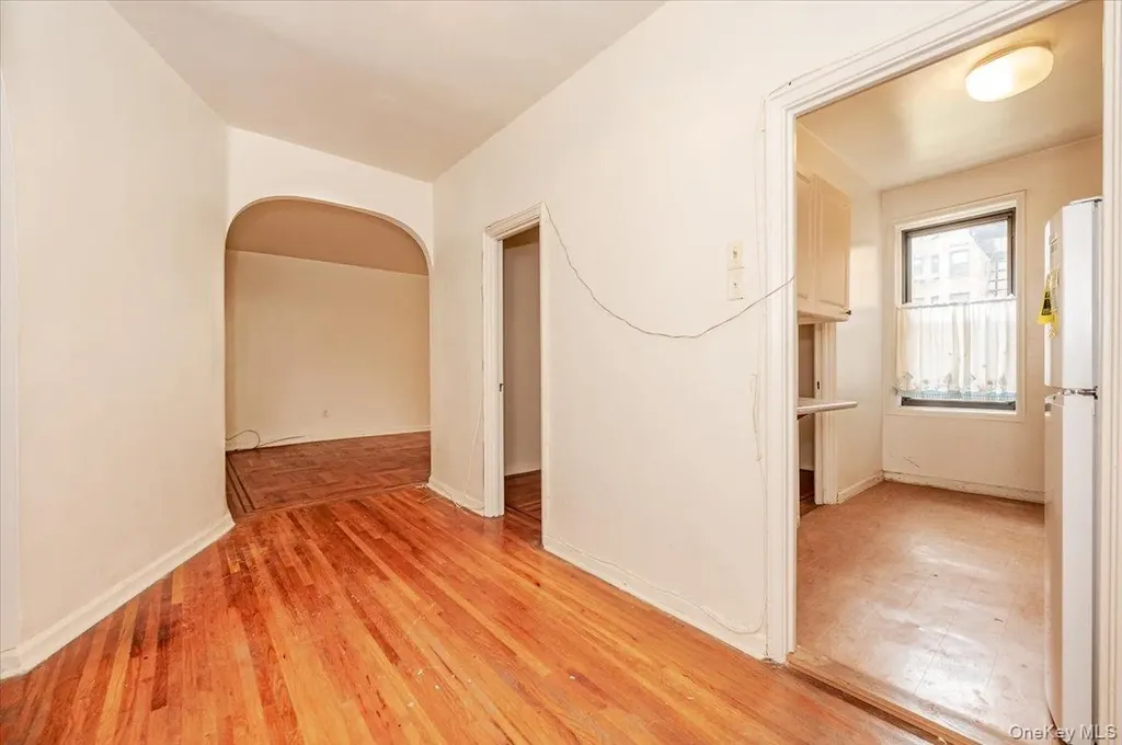 758 Brady Court Bronx NY 10462