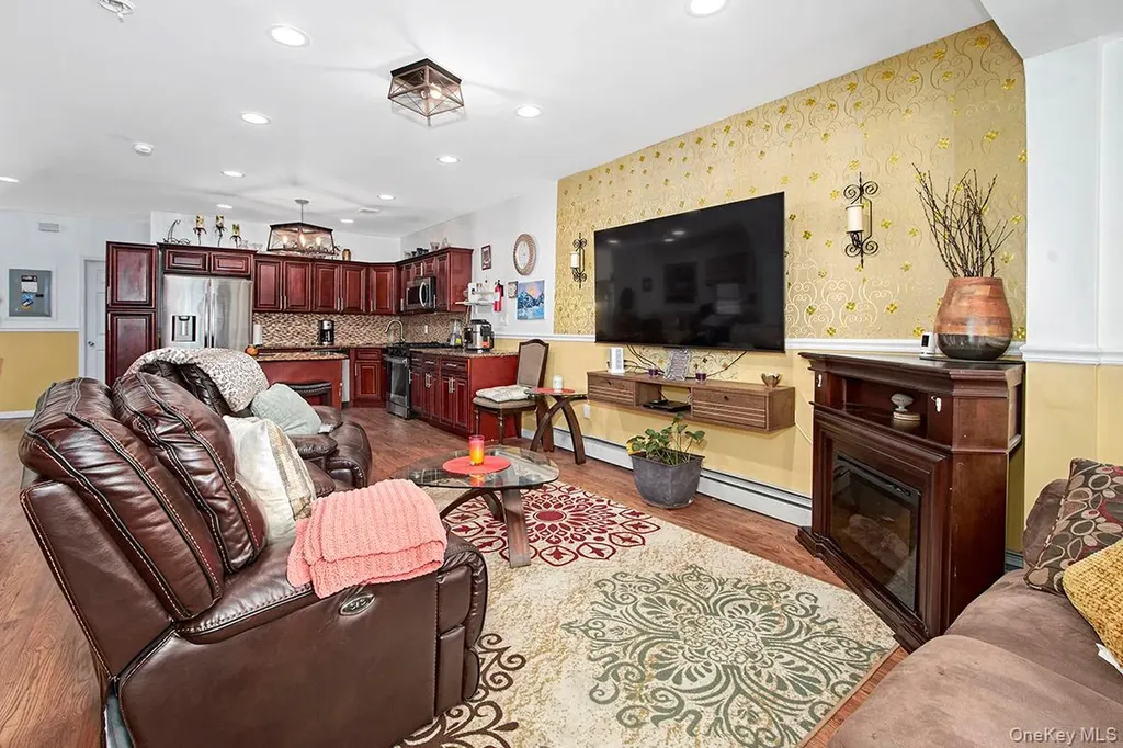 833 E 229th Street Bronx NY 10466