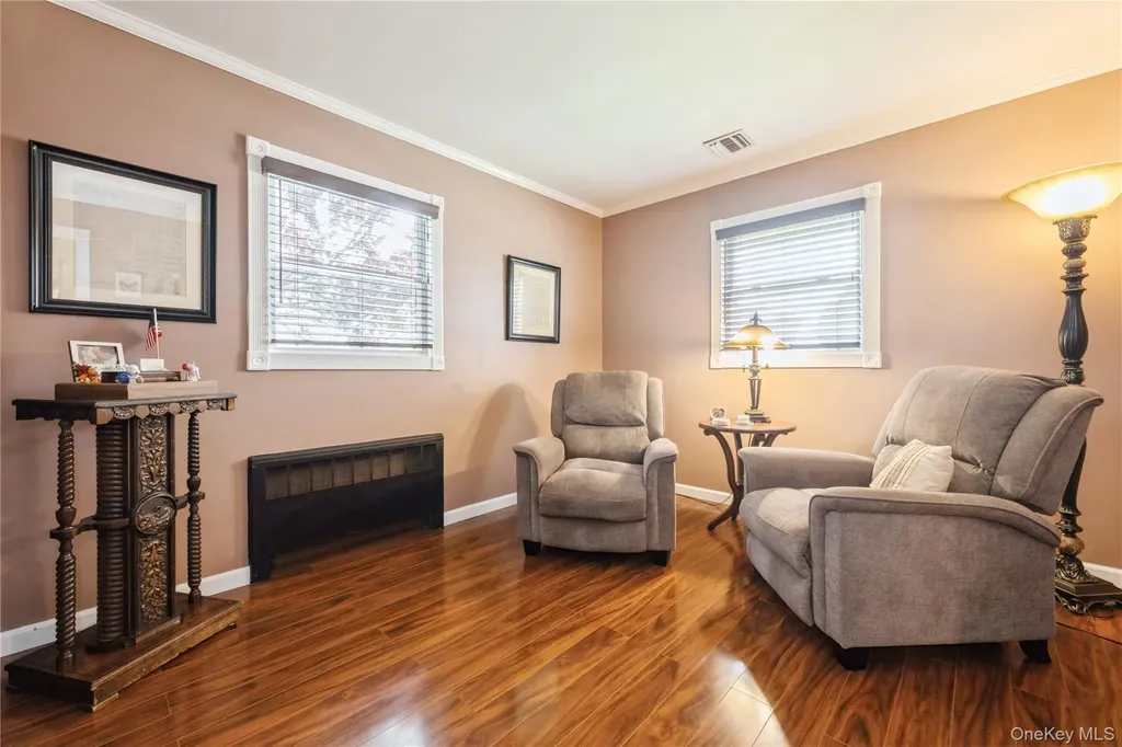 177 9th Street Bethpage NY 11714