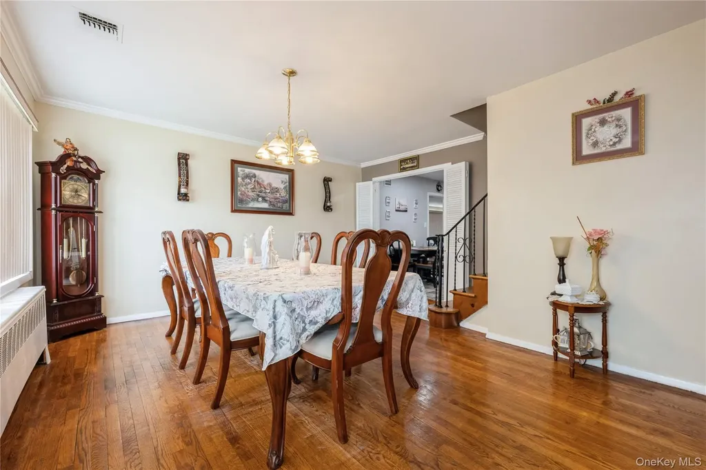 177 9th Street Bethpage NY 11714