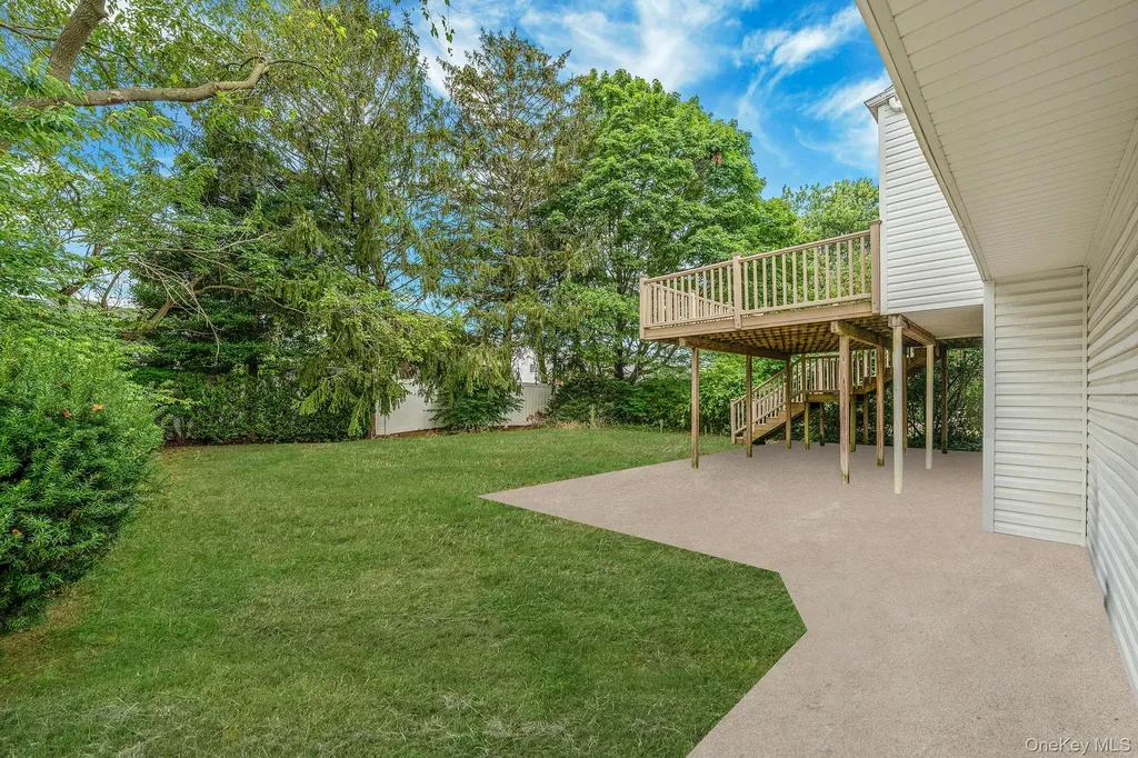 2922 Bond Drive Merrick NY 11566