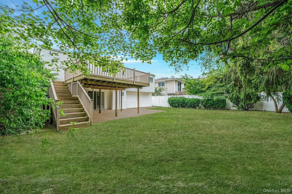 2922 Bond Drive Merrick NY 11566