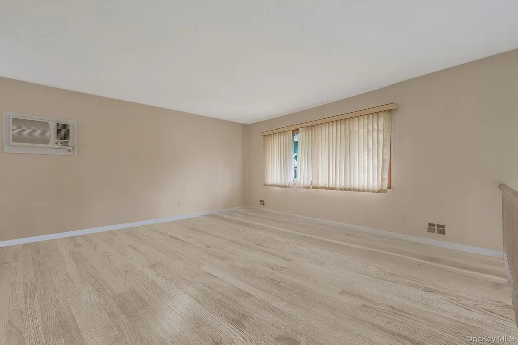 2922 Bond Drive Merrick NY 11566