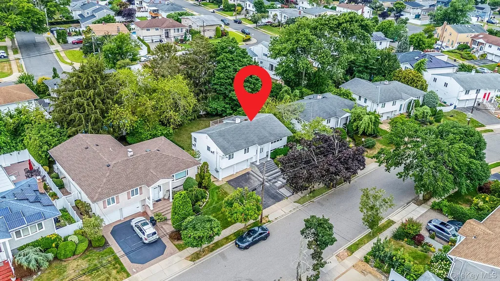 2922 Bond Drive Merrick NY 11566