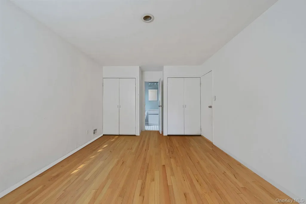 2922 Bond Drive Merrick NY 11566
