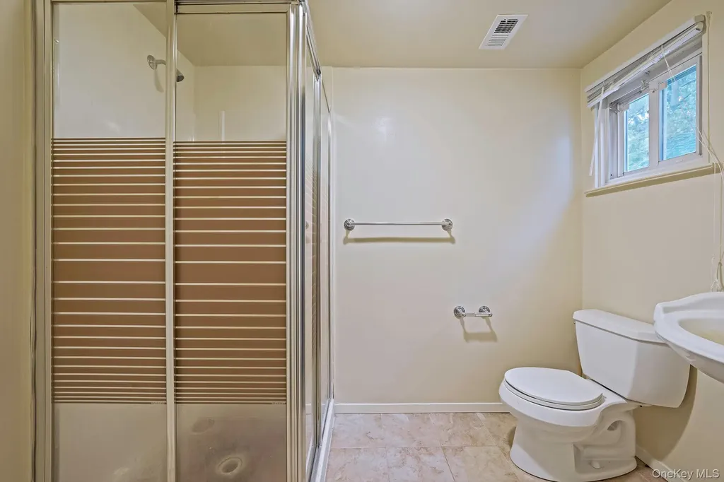 2922 Bond Drive Merrick NY 11566