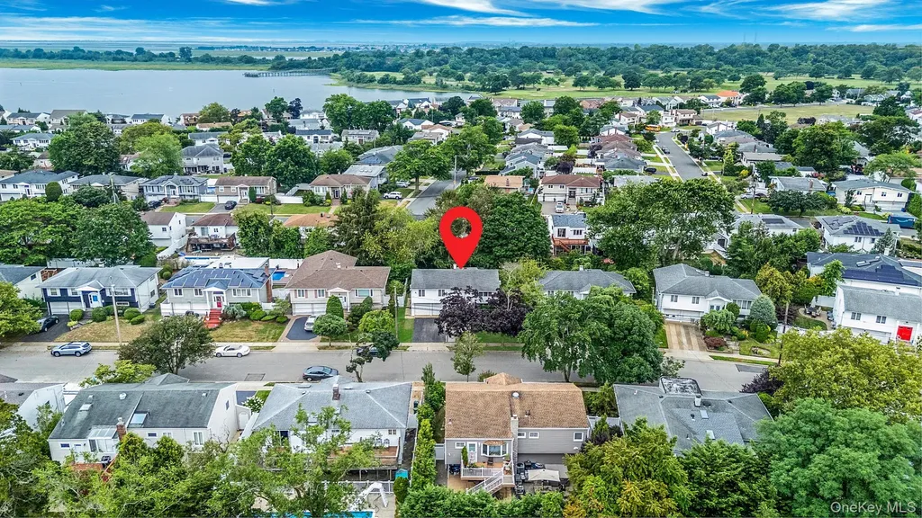 2922 Bond Drive Merrick NY 11566